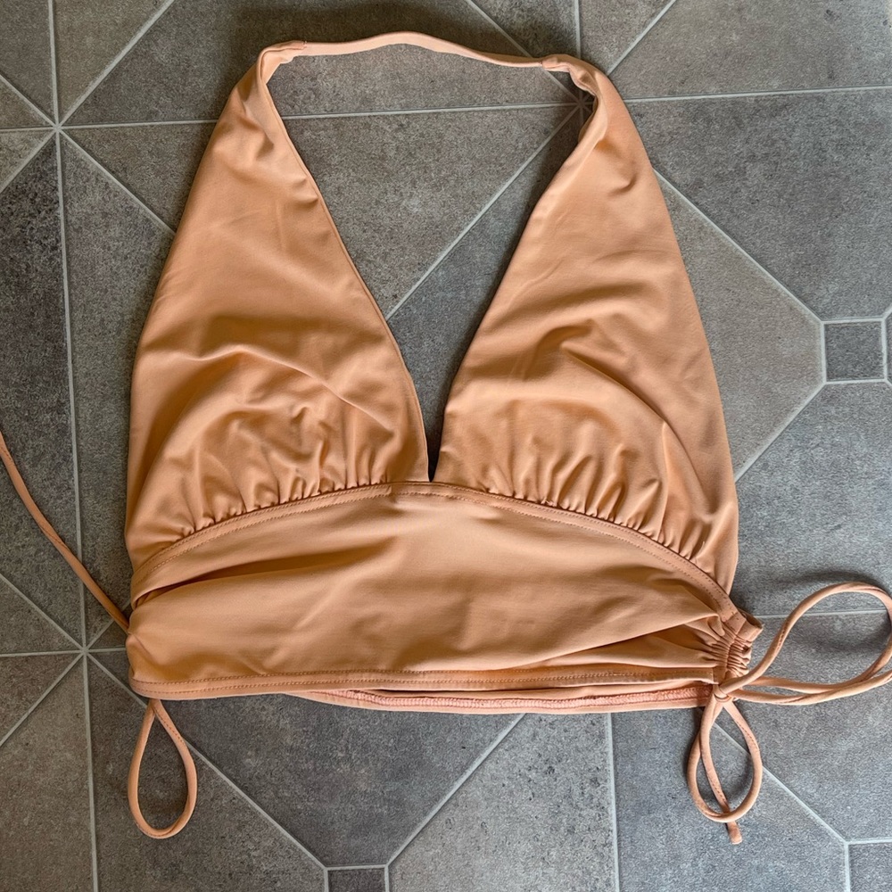 Princess Polly Halter Top
